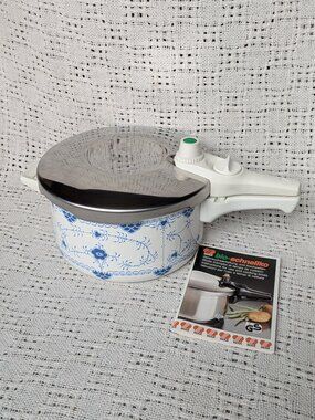 Vintage BEKA Blue Onion Enamel Pressure Cooker Zwiebelmuster Germany  3.5L MINT